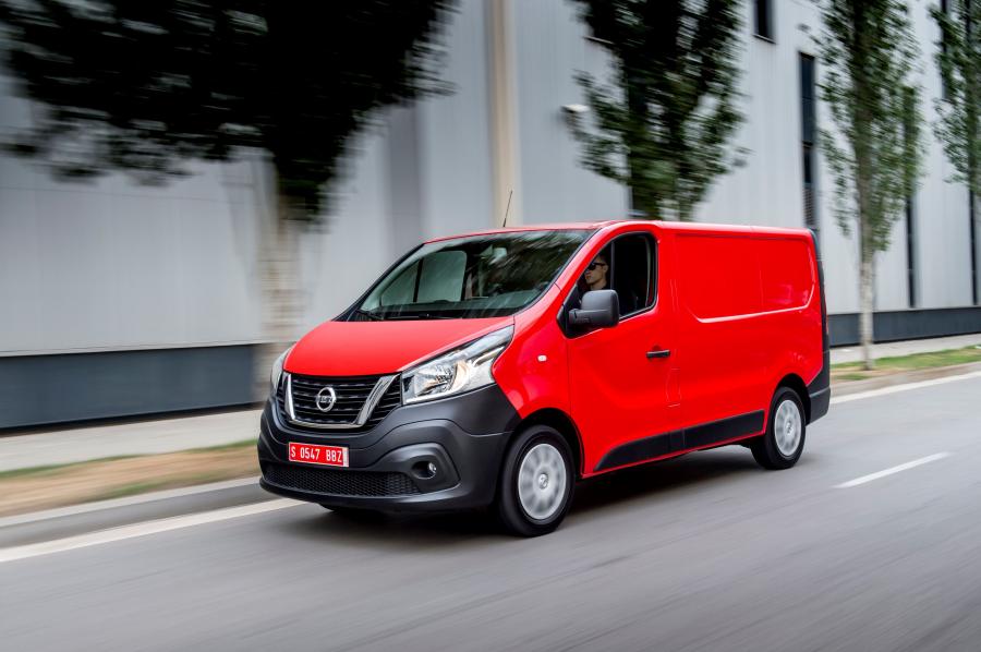  Nissan NV300 Van 2016 года  (фото 15 из 32)